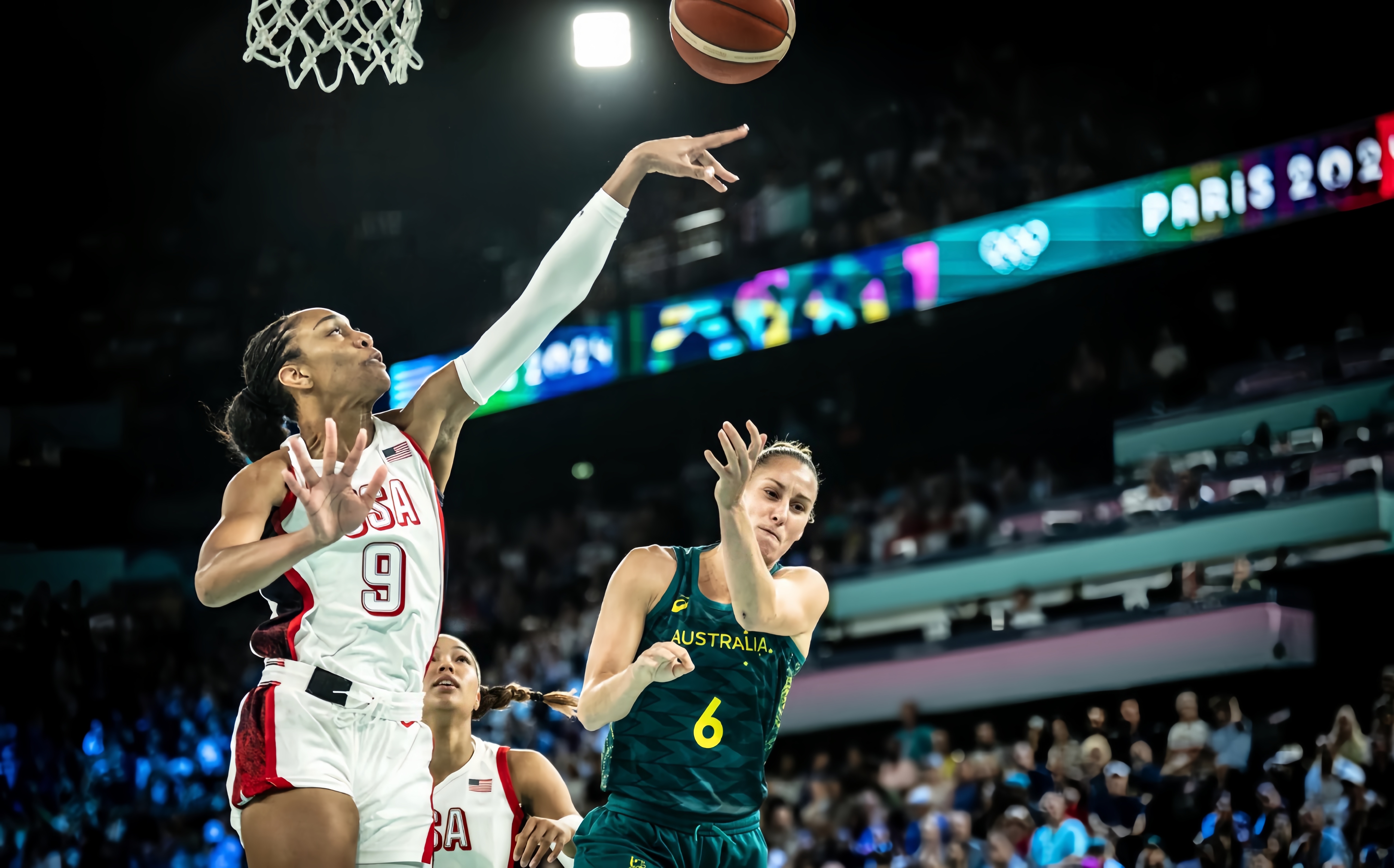 九游体育下载-澳大利亚队不断突破！，穆古鲁扎连续十五场比赛得分超过表现优异赛场气氛高涨的简单介绍-九游体育下载