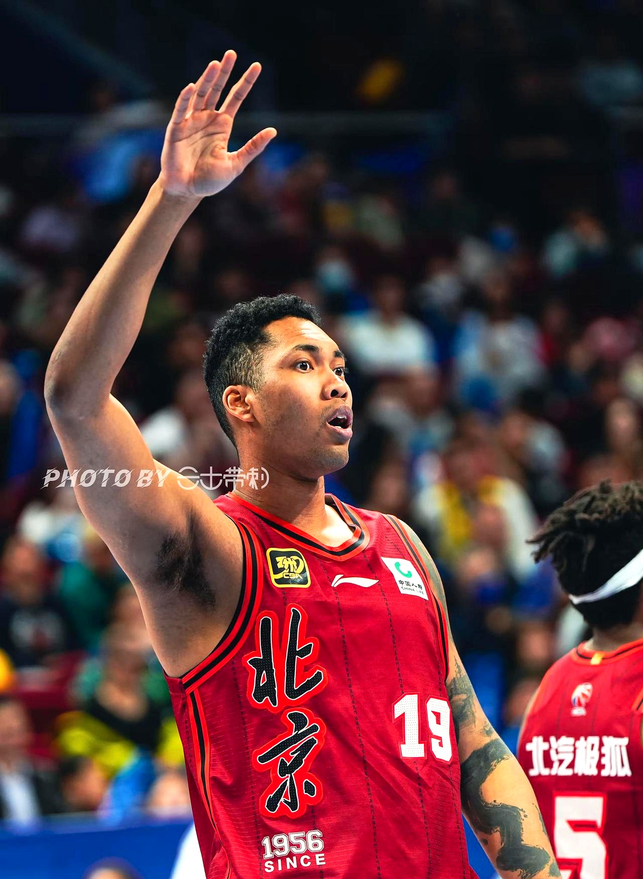 包含北京首钢训练开放日，今晚外线爆发引欢呼，欧超杯在即，细节决定成败的词条