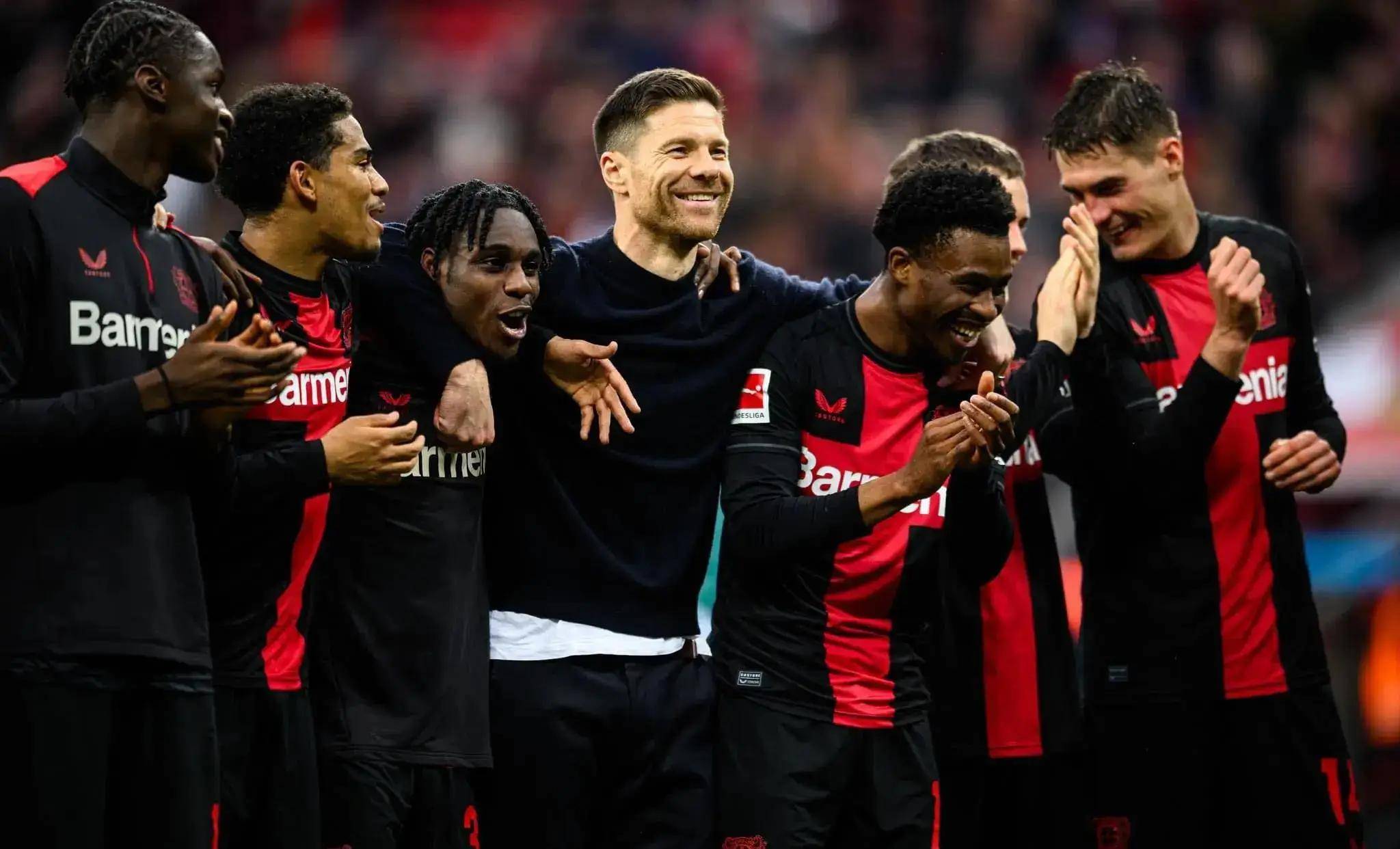 关于门兴格拉德巴赫发布备战花絮；赛后回应争议；欧篮联任务艰巨；控场能力受关注的信息